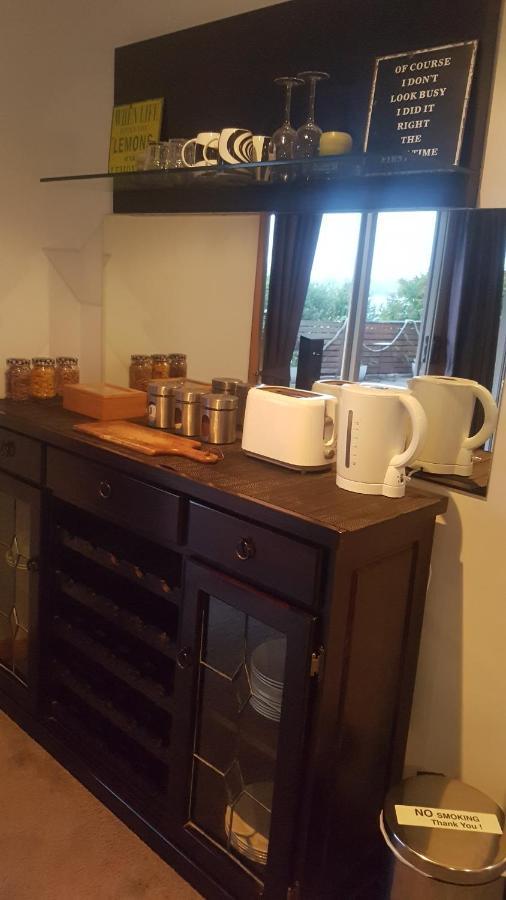 Lewi Waters Bed and Breakfast Lewisham Buitenkant foto